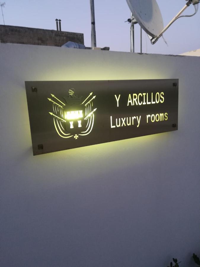 Y Arcillos Luxury Rooms Cin Ito75O35B4Ooo468O2 Lecce Eksteriør bilde